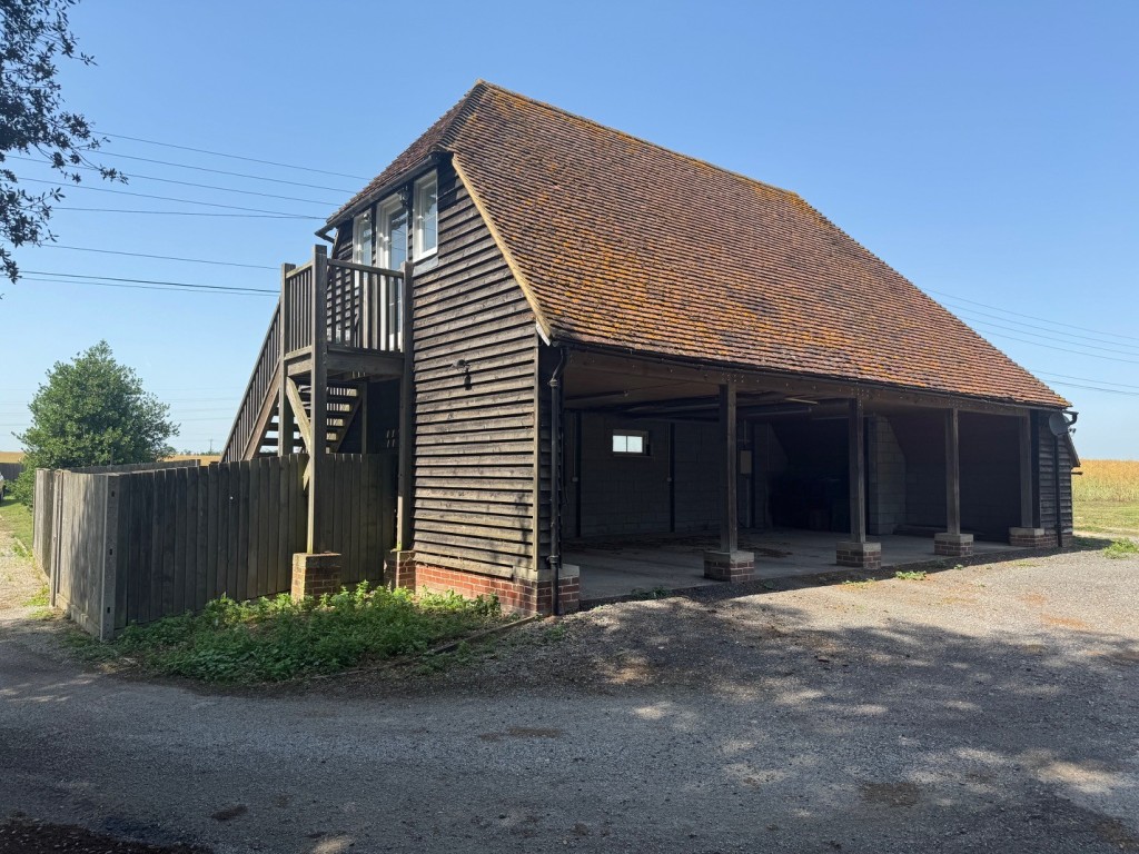 Lot: 144 - FREEHOLD DETACHED PERIOD FARMHOUSE, STUDIO APARTMENT OVER QUADRUPLE GARAGE - RESIDENTIAL INVESTMENT - Garage building with quadruple parking